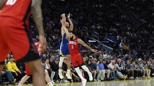 Stephen Curry, de los Golden State Warriors
