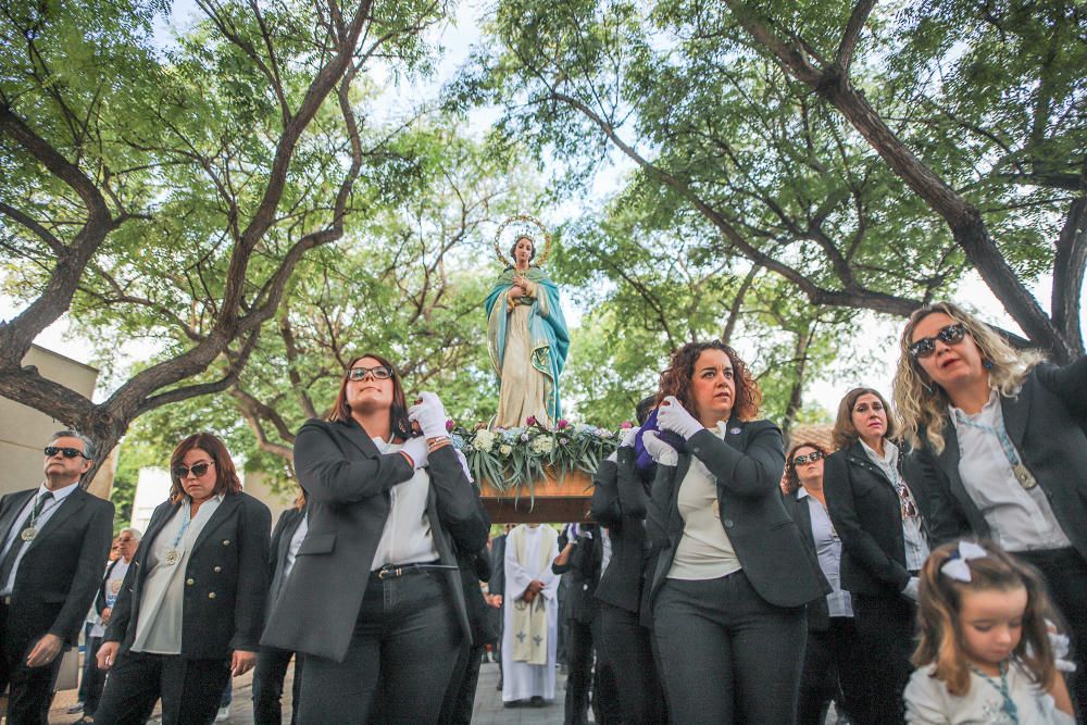 La Purísima visita el cementerio de Torrevieja