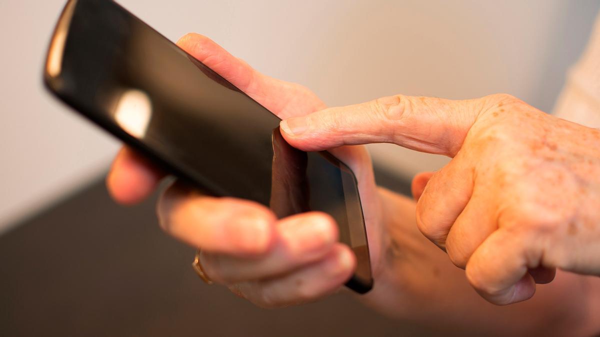 La Policía emite una alerta general por los 930 euros en 14 pagos que están desapareciendo de las cuentas bancarias y también afecta a Asturias: "Objeto de numerosos cargos en su cuenta"
