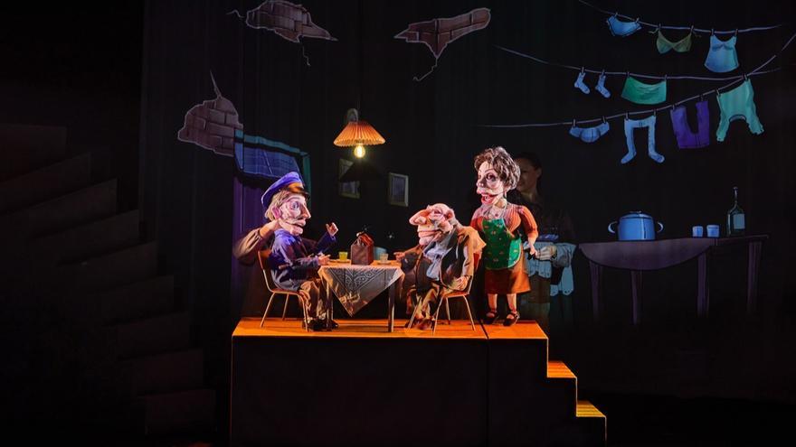 La obra teatral de marionetas 'El verdugo' llega al Teatro del Soho de Málaga.