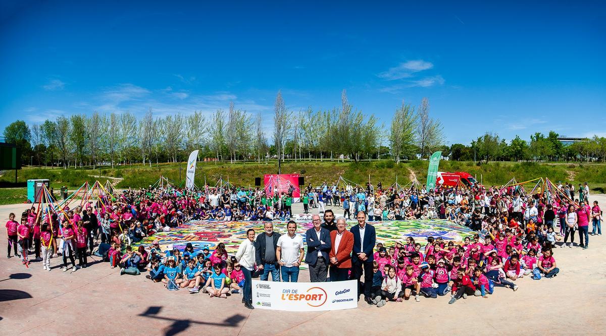 El Parc Central de Paterna reunió a 900 niños y niñas en el acto central del Dia de l'Esport