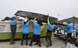 San Martiño retira 8 toneladas de basura marina en un día
