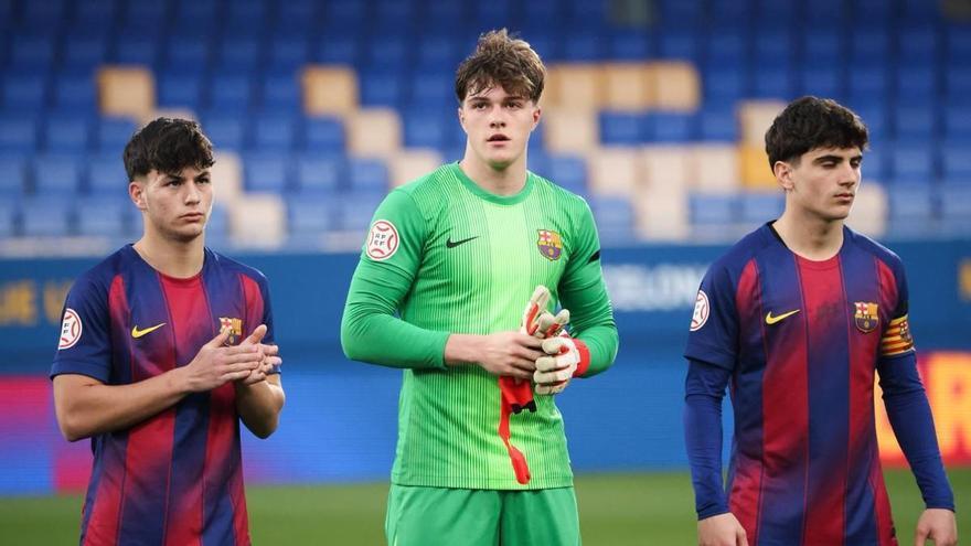 La espectacular intervención de Iker Rodríguez, el portero señalado de La Masia