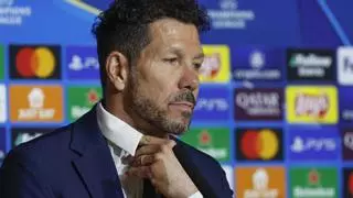 Simeone: "Está claro que Ancelotti es muchísimo mejor que yo"