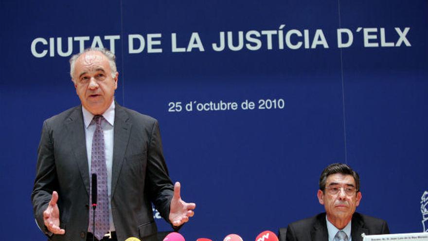 El exconseller Rafael Blasco durante la inauguración de la ciudad de la justicia de Elche