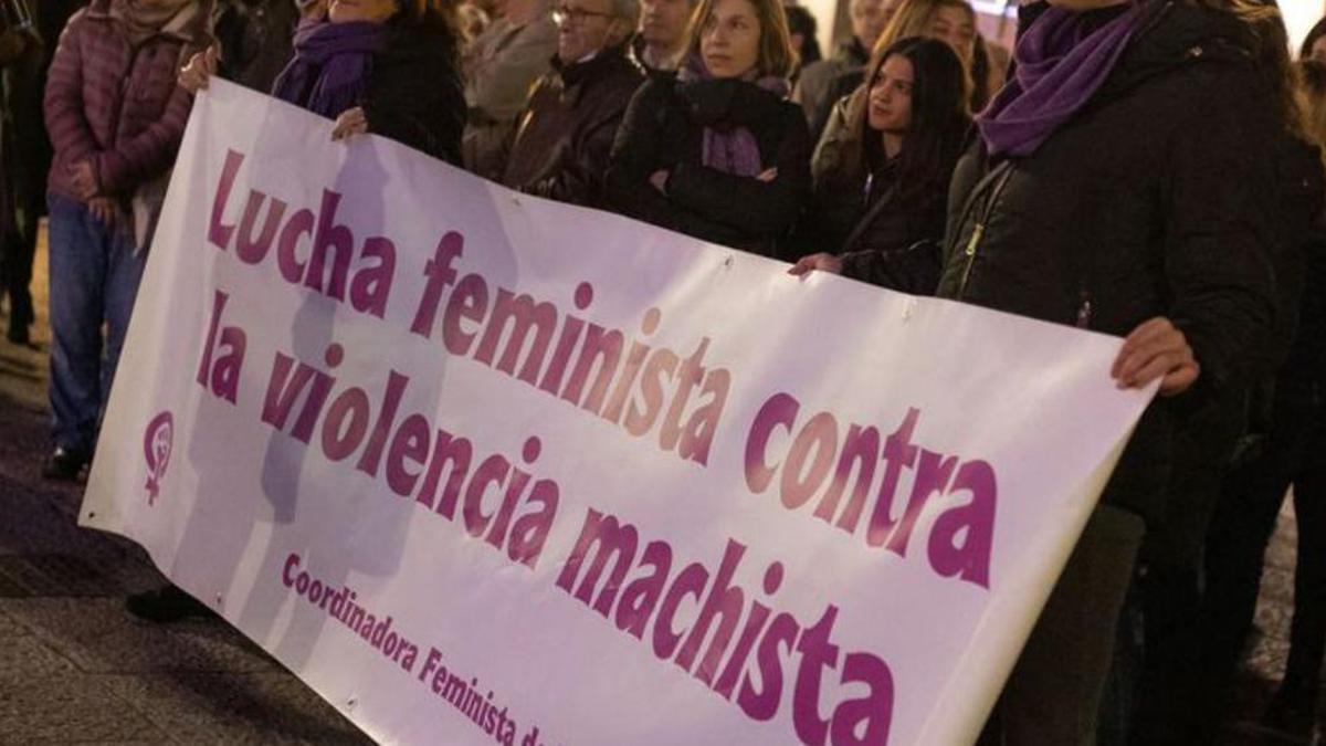 Zamoranas durante una concentración del 25N contra la violencia machista convocada por la Coordinadora Feminista.