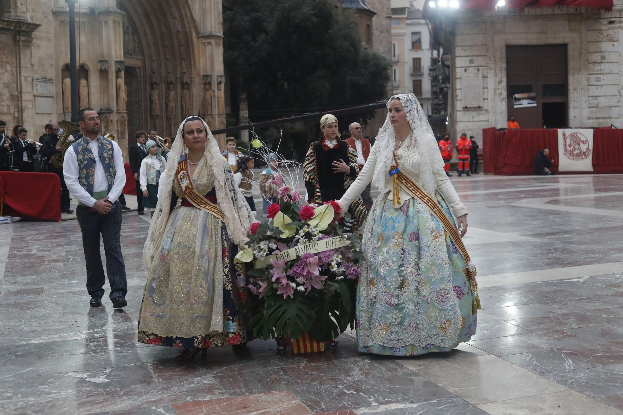 Búscate en el segundo día de ofrenda por la calle de la Paz (entre las 18:00 a las 19:00 horas)