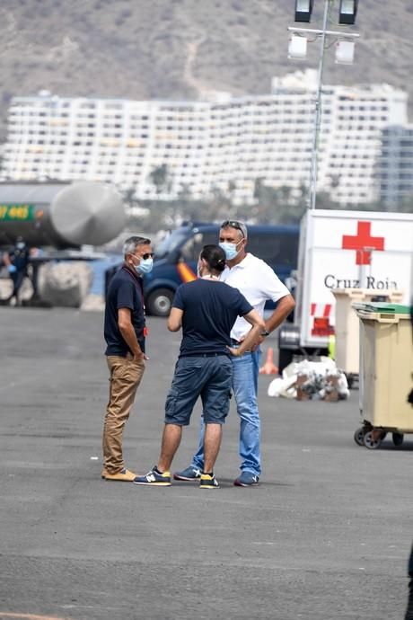 11-09-20  GRAN CANARIA. MUELLE DE ARGUINEGUIN. MOGAN. Reportaje en Arguineguín de la situación de los migrantes Fotos: Juan Castro.  | 11/09/2020 | Fotógrafo: Juan Carlos Castro