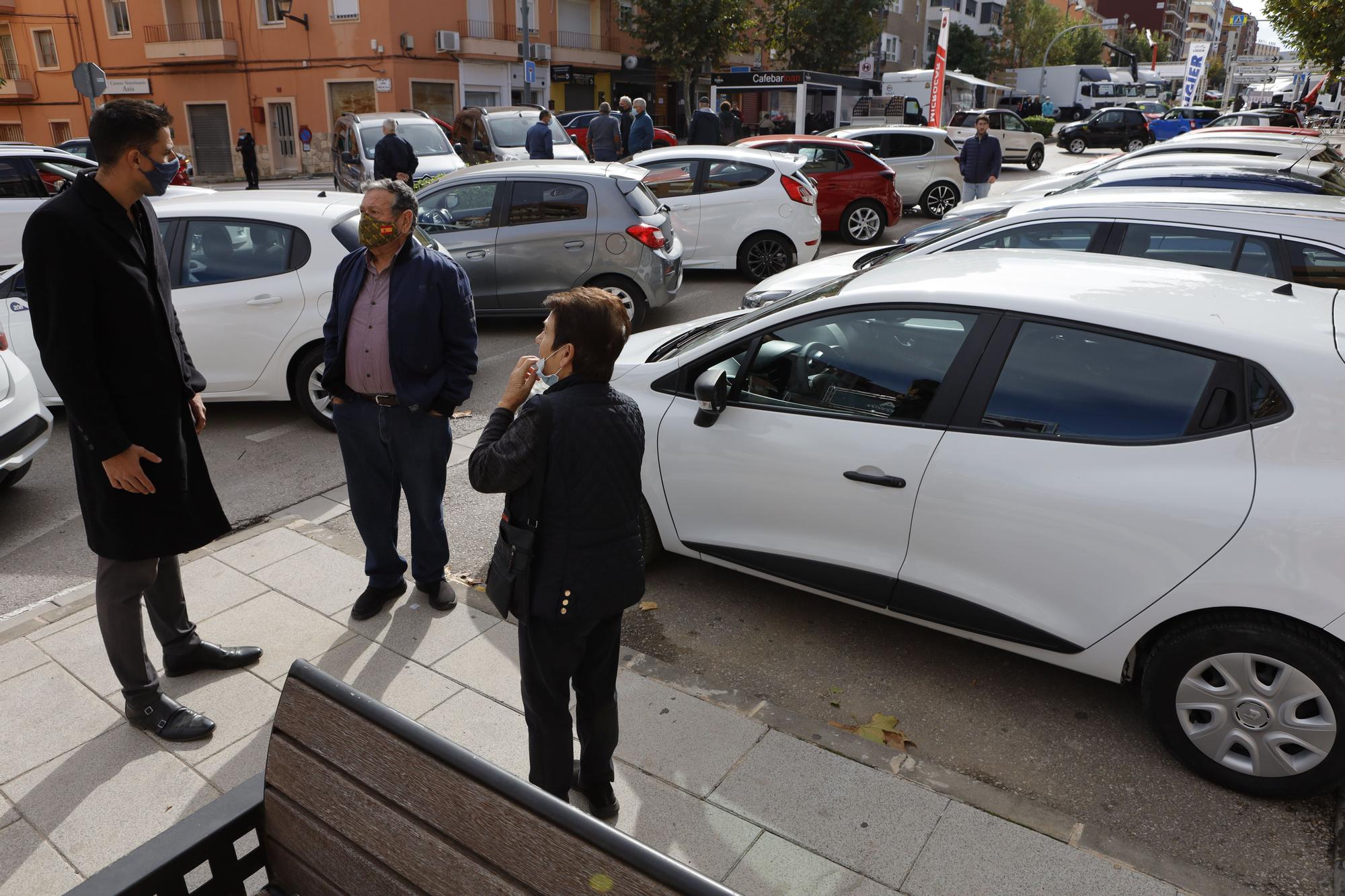 La Fira de Cocentaina prosigue con venta de vehículos, maquinaria agrícola y alimentación