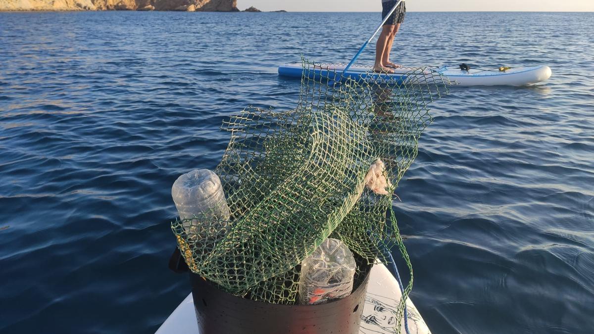 Basura encontrada en el litoral del Portitxol