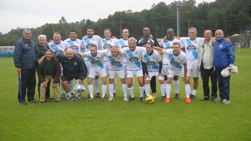 Equipo de veteranos del Deportivo.