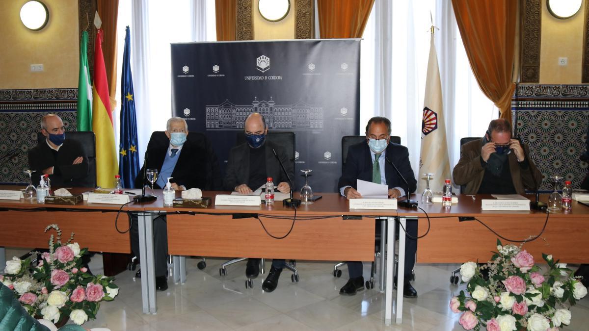 Presentación en la UCO del libro de Óscar Alzaga.