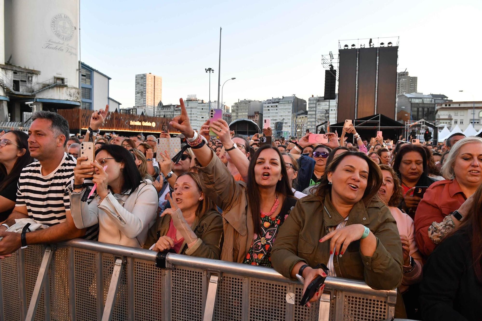 Luis Miguel alarga su leyenda en A Coruña