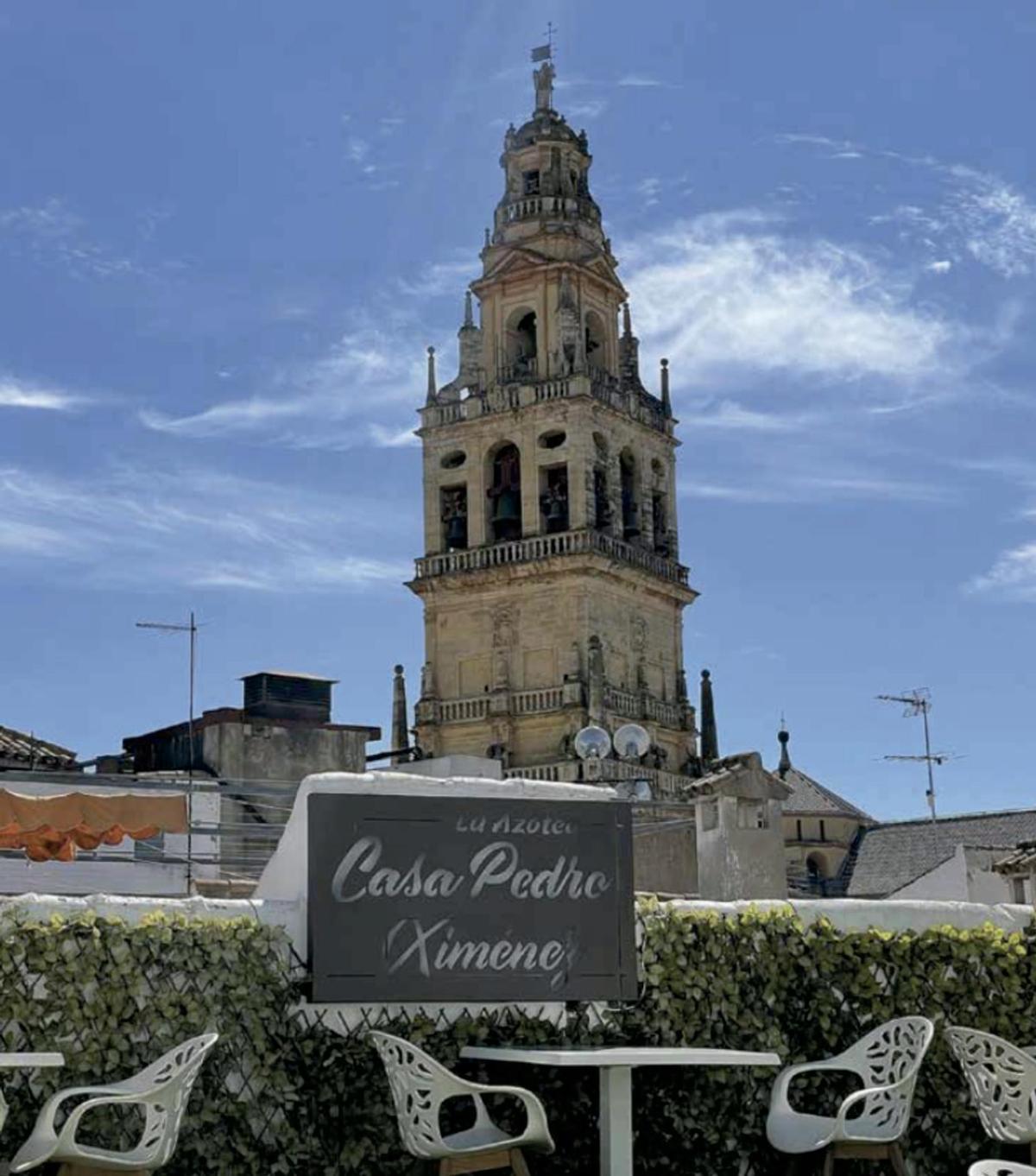 Vista de la torre de la Catedral desde Casa Pedro Ximénez.