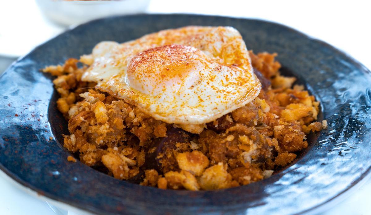En casi todas las cartas encontrarás un plato de migas extremeñas o al pastor