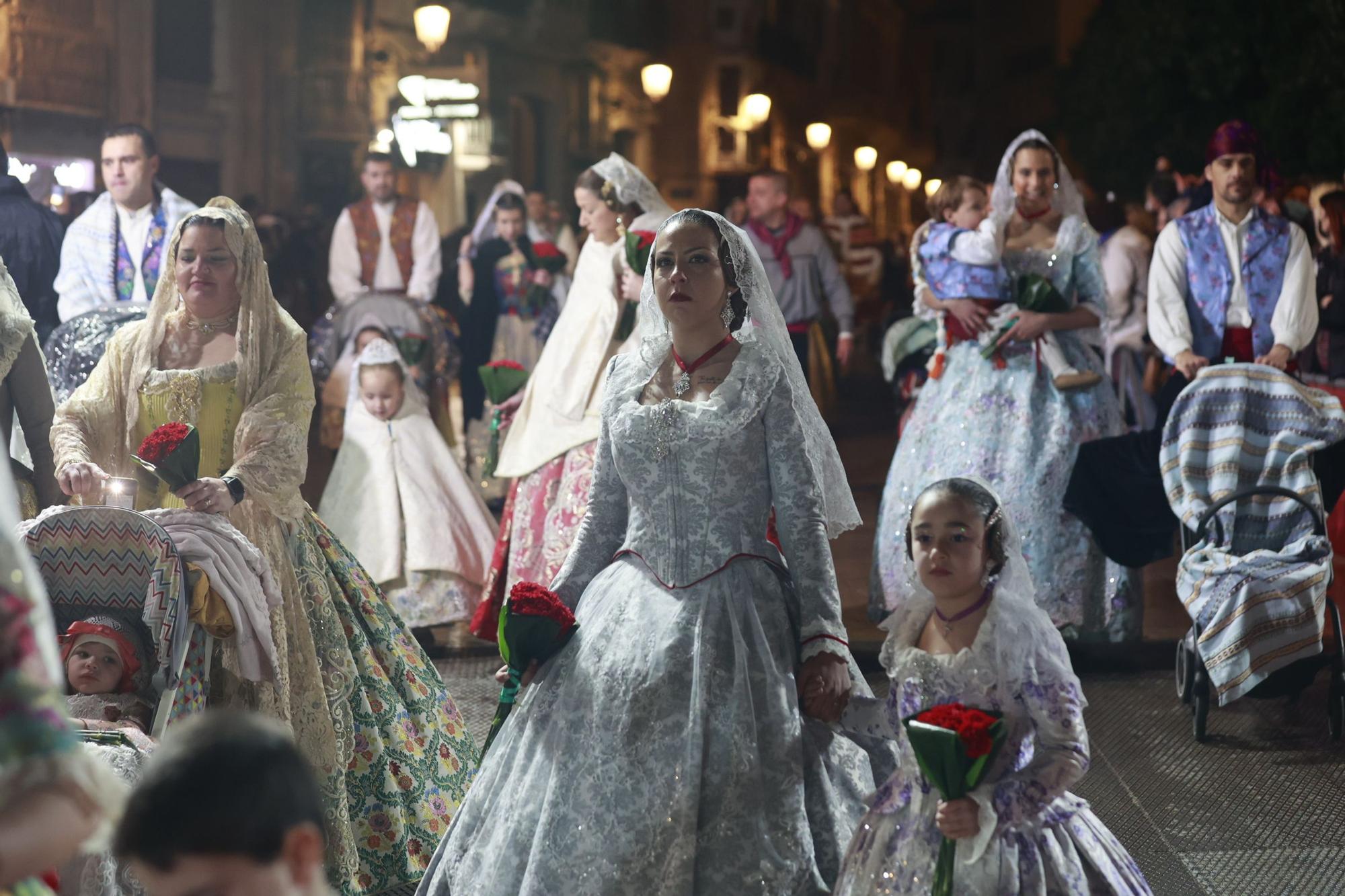 Búscate en la Ofrenda por la calle Quart (entre 22.00 y 23.00 horas)