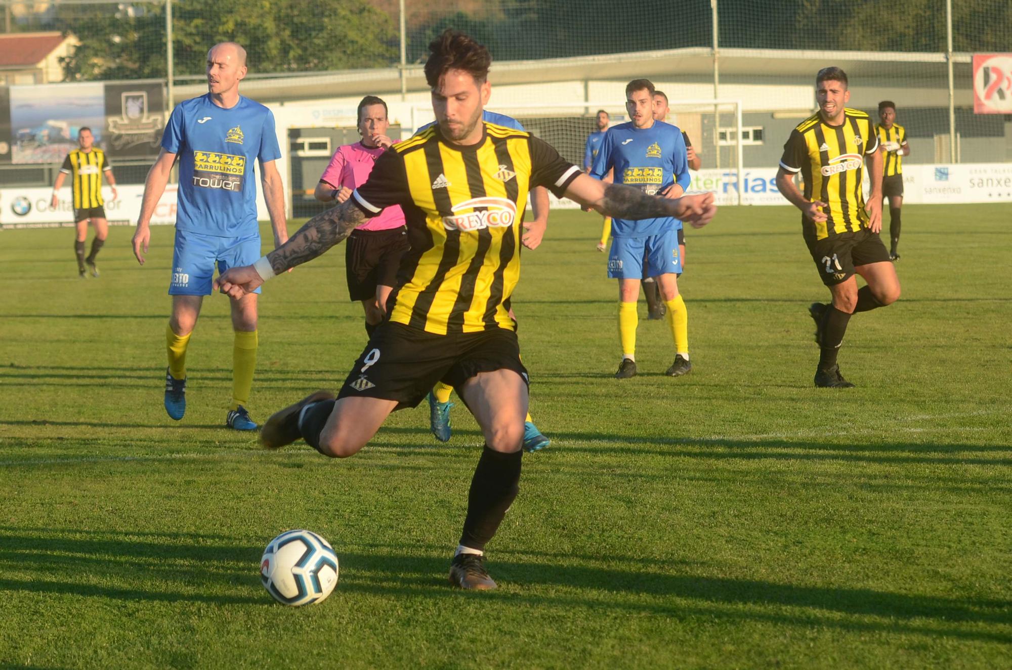 El Cambados se lleva un derbi de infarto en A Senra