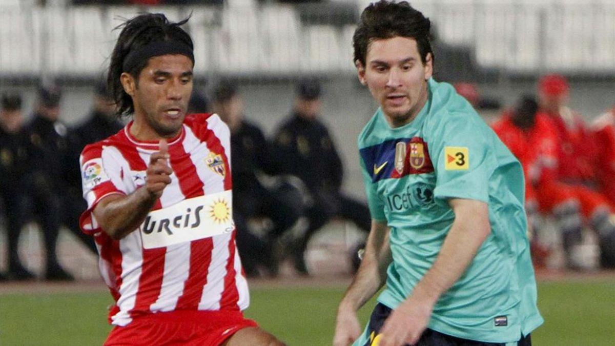Vargas y Messi durante el 0-8 en el que se produjo al anécdota