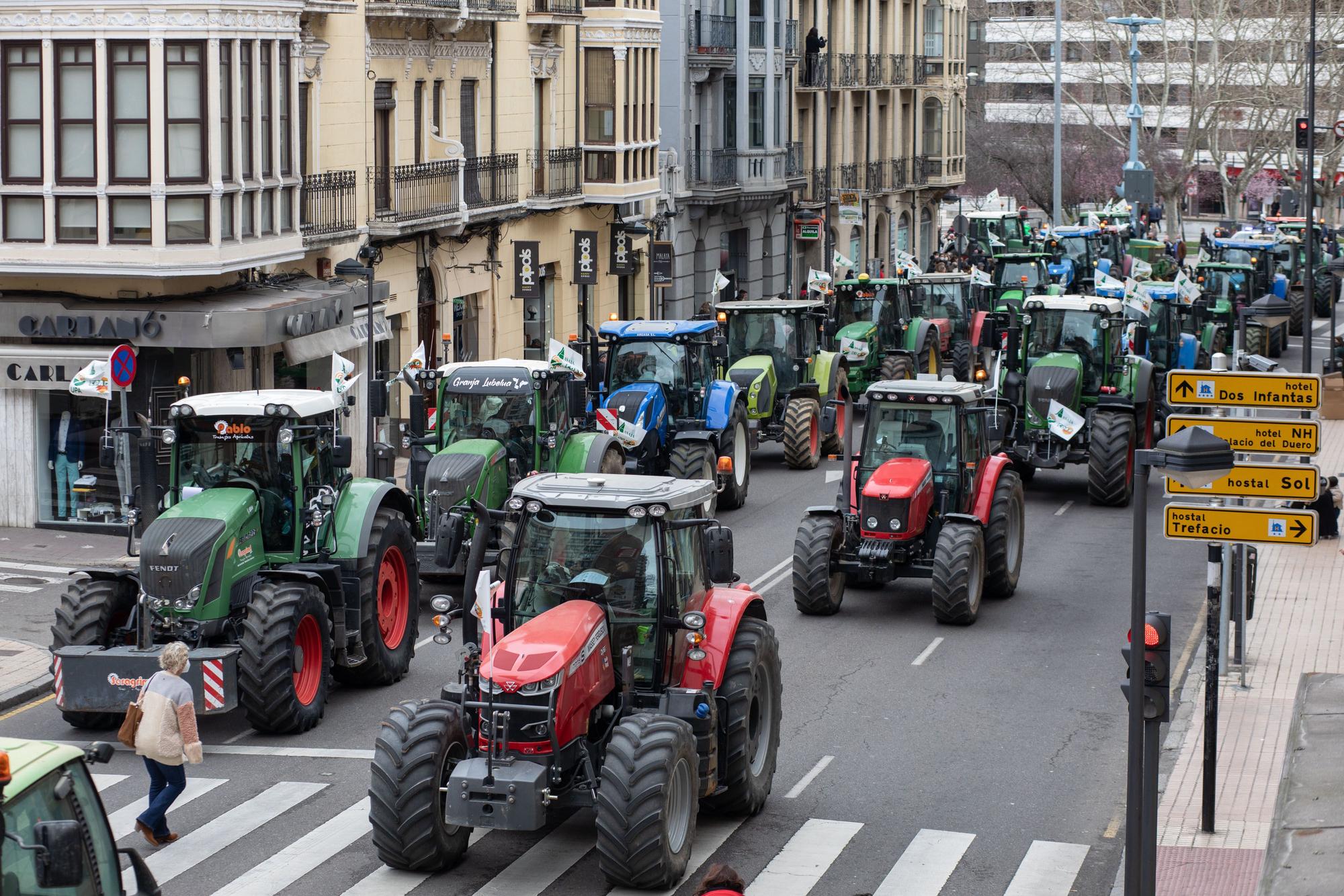 GALERÍA | Las imágenes de la tractorada en Zamora 2022