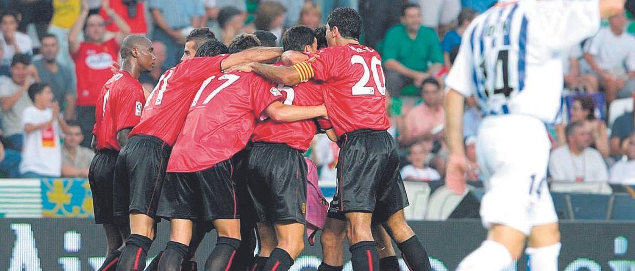 Walter Pandiani marcó el primer tanto del Mallorca en la final de 2003 contra el Recreativo de Huelva en Elche