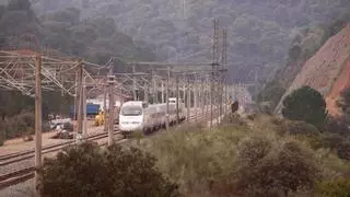 Primeros retrasos en la vuelta de los trenes de alta velocidad Sevilla-Córdoba-Madrid