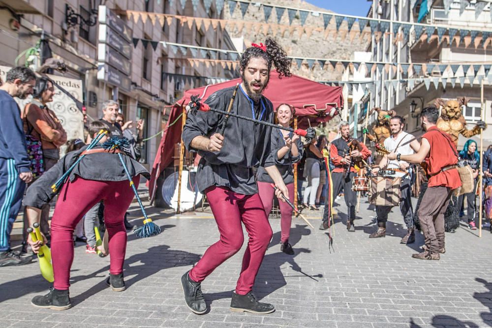 La ciudad acoge durante el fin de semana su tradicional Mercado Medieval con cerca de 300 paradas y múltiples espectáculos