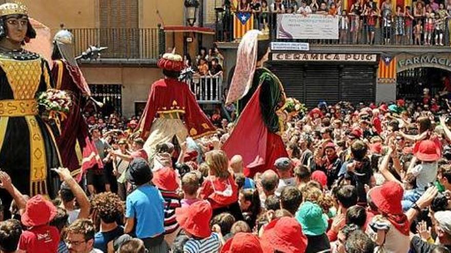 Els gegants a la Patum de lluïment del dijous de Corpus del 2015