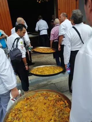 Cuarenta cocineros de los cinco continentes se disputan en Sueca el título de "mejor paella del mundo"