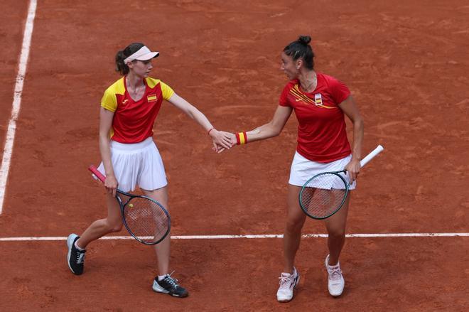 Tenis dobles femenino:  Bucsa -Sorribes VS Adreeva Shnaider