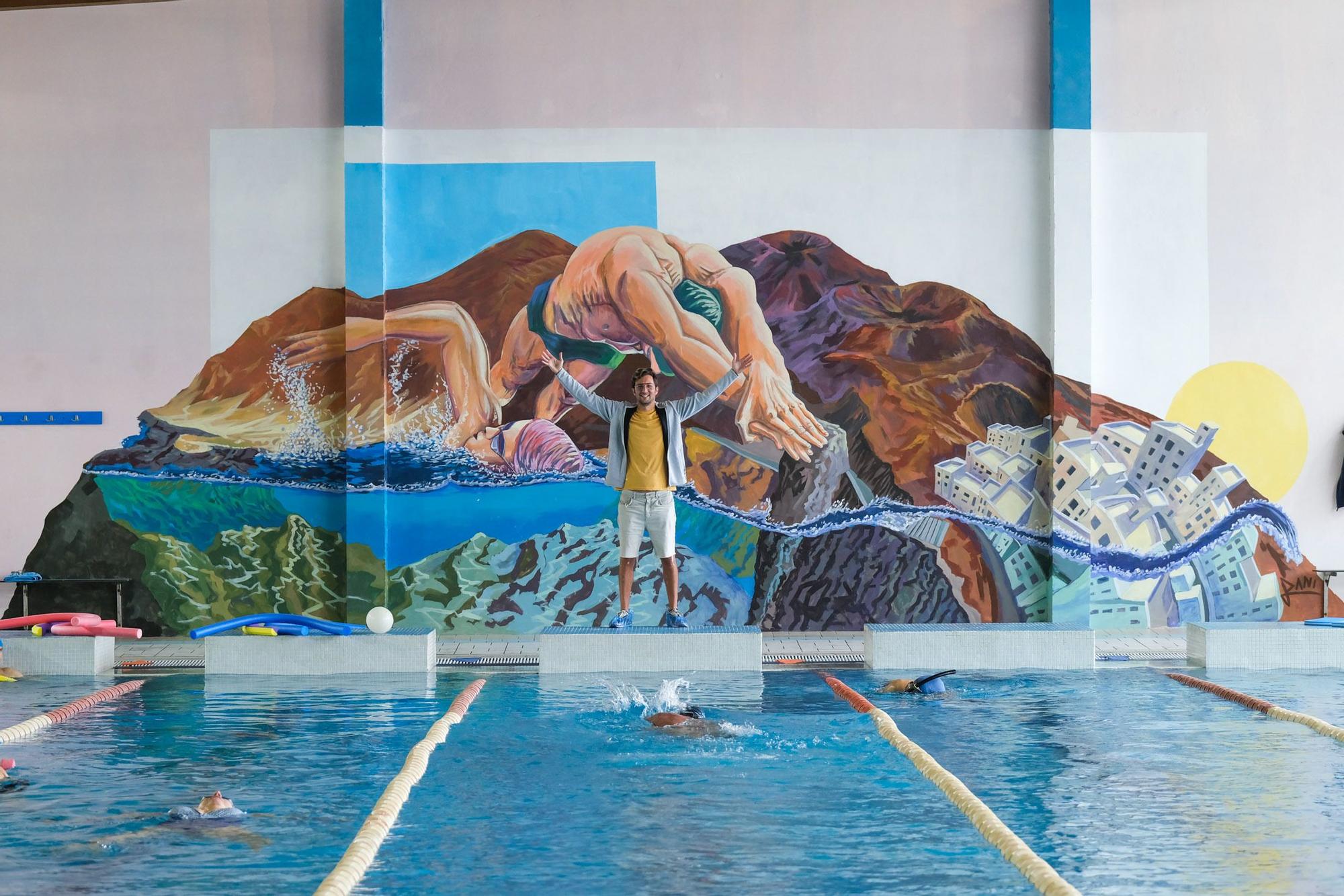 Mural en la piscina de La Isleta