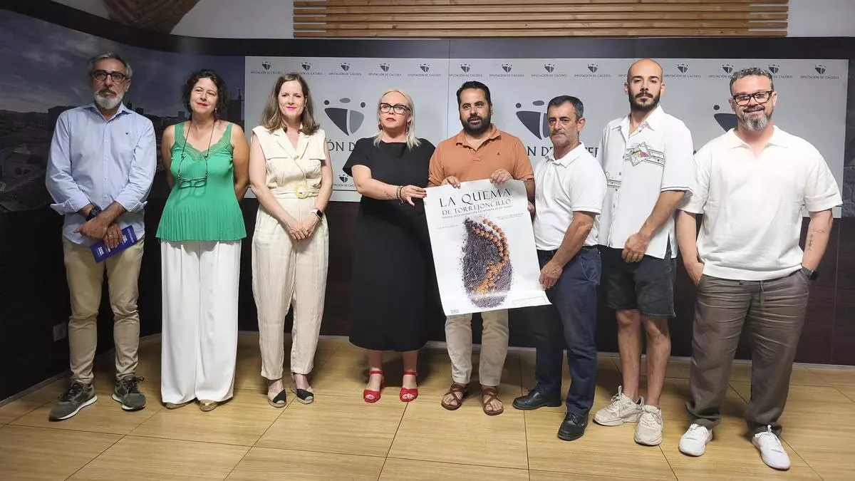 Torrejoncillo te invita a una semana cultural con Pedro Casablanc y la música del pianista de Robe para revivir su historia