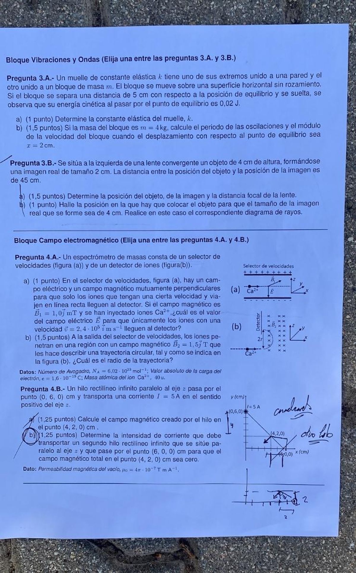 Examen de Física de la PAU de julio en Madrid