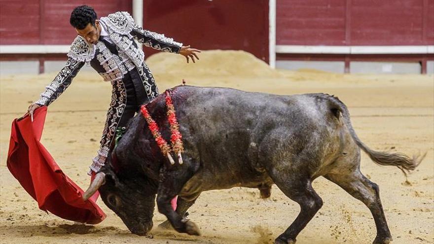 Morenito triunfa sobre la bocina en su encerrona