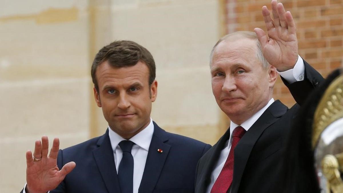 zentauroepp38664155 russian president vladimir putin  right  and french presiden170529154031