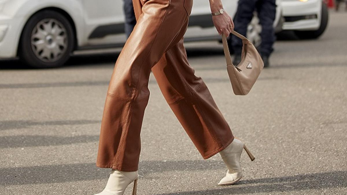 Botines blancos vistos en el 'street style' de invierno de Milán