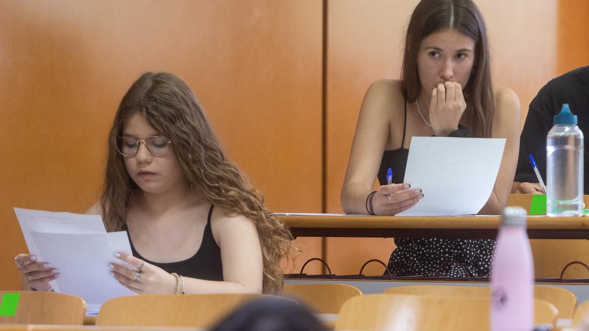 Primer día de Selectividad en la Universidad de Alicante