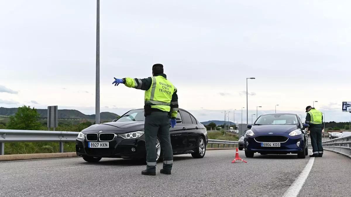 La multa "especialmente agresiva" que van a recibir miles de conductores en los próximos días por el error con la nueva v25: las cámaras extrema la vigilancia