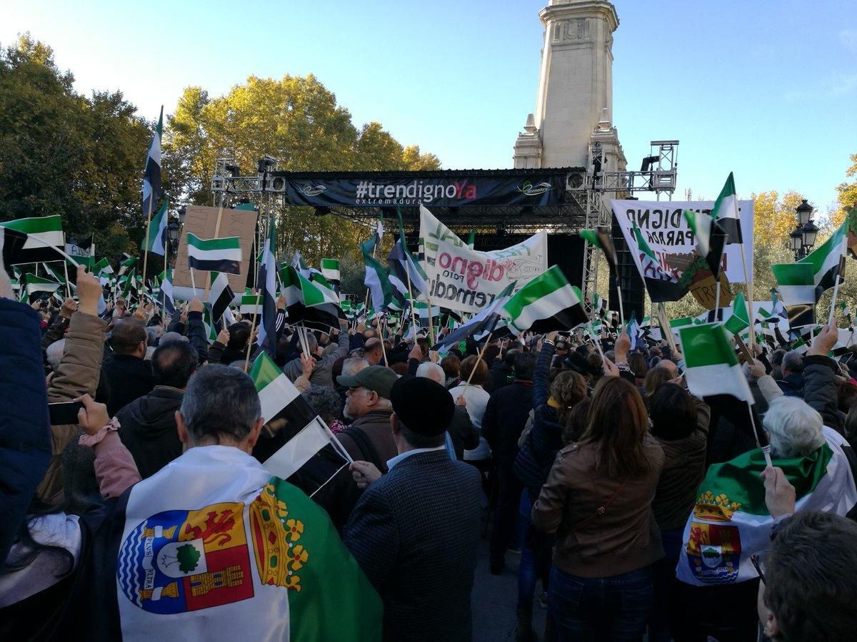 Jornada histórica: un tren digno para Extremadura