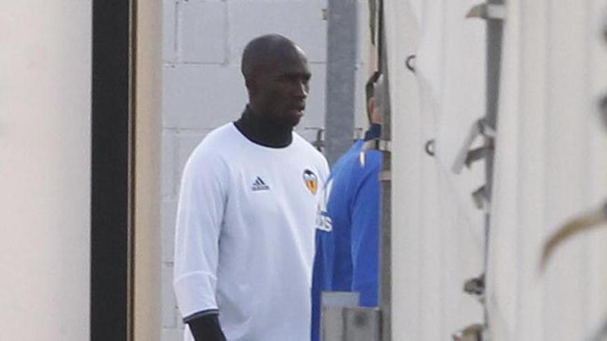 Mangala se une al grupo y podrá estar en el Molinón