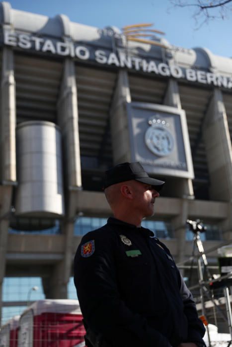 Las aficiones de River y Boca llenan Madrid