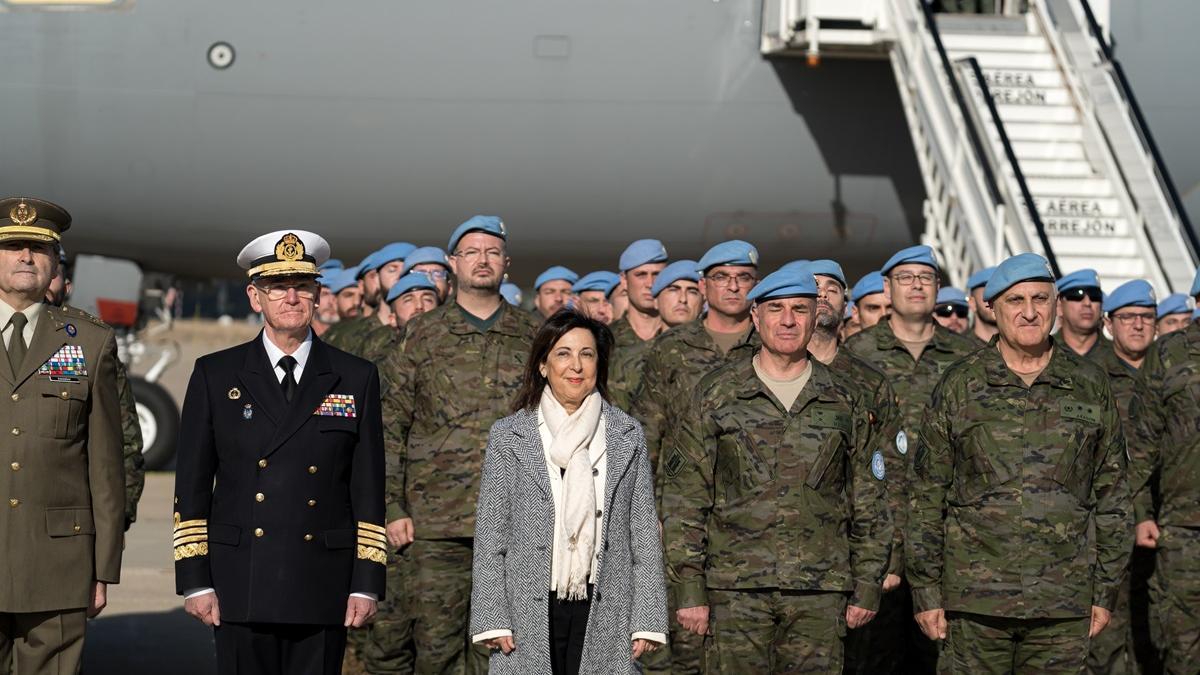 Robles despide a los militares de la BRI X que parten hacia Líbano