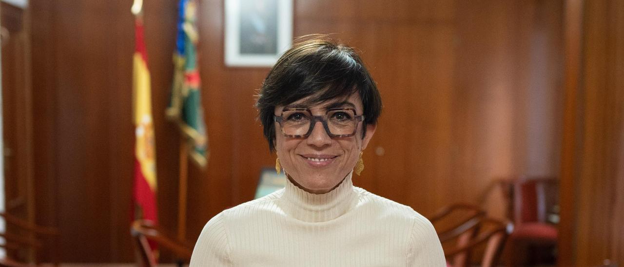 La directora general de la Guardia Civil, María Gámez Gámez, en la Comandancia de Zamora.