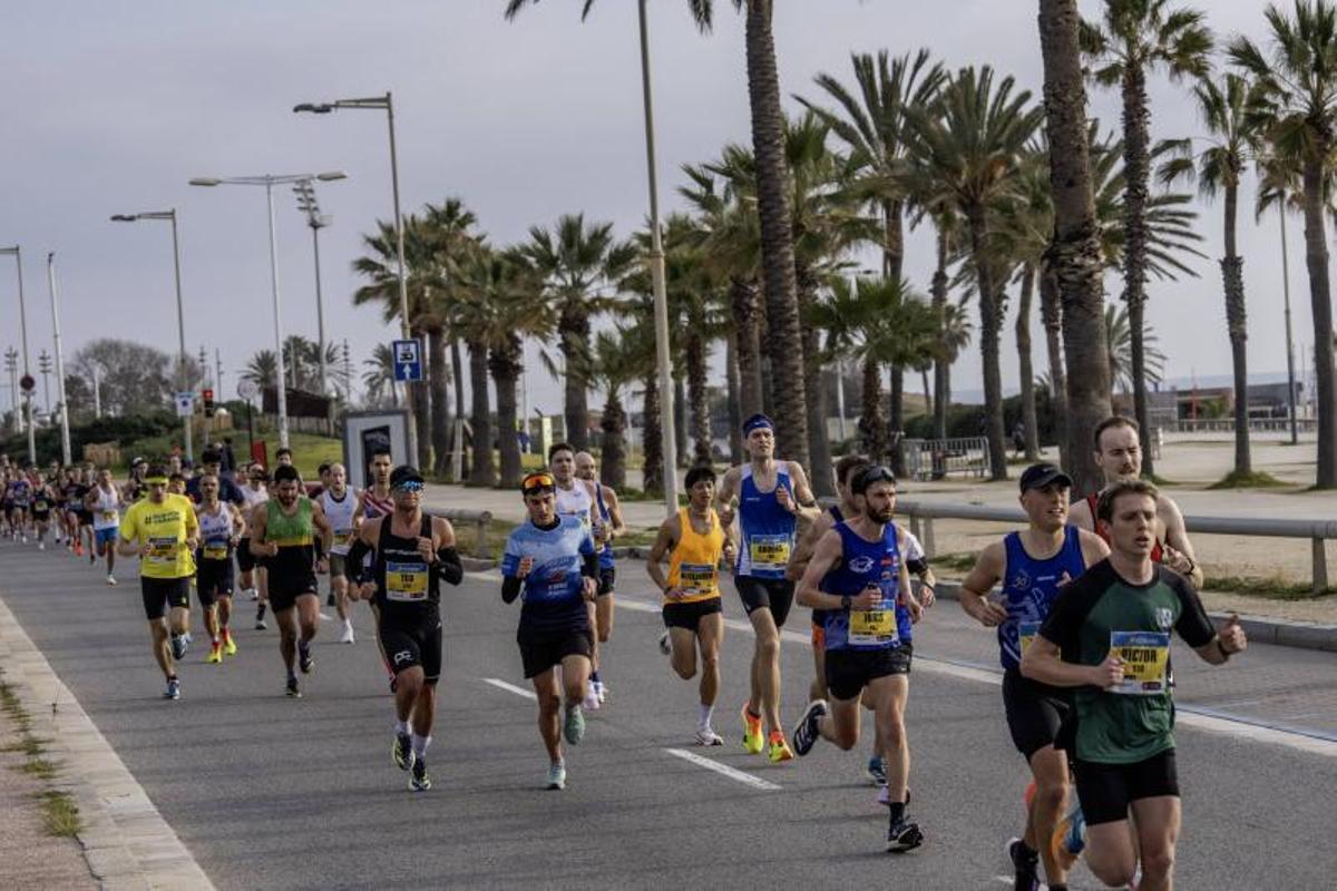 Media Maratón Barcelona 2025: Kiplimo pulveriza el récord del mundo en Barcelona
