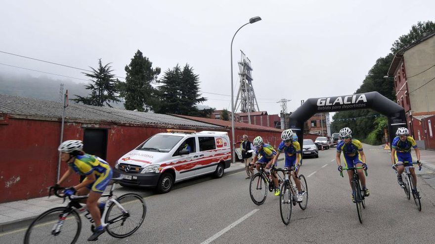 Arenas de Cabrales albergará la primera etapa de la 42º Vuelta Ciclista a los Valles Mineros, el 24 de junio