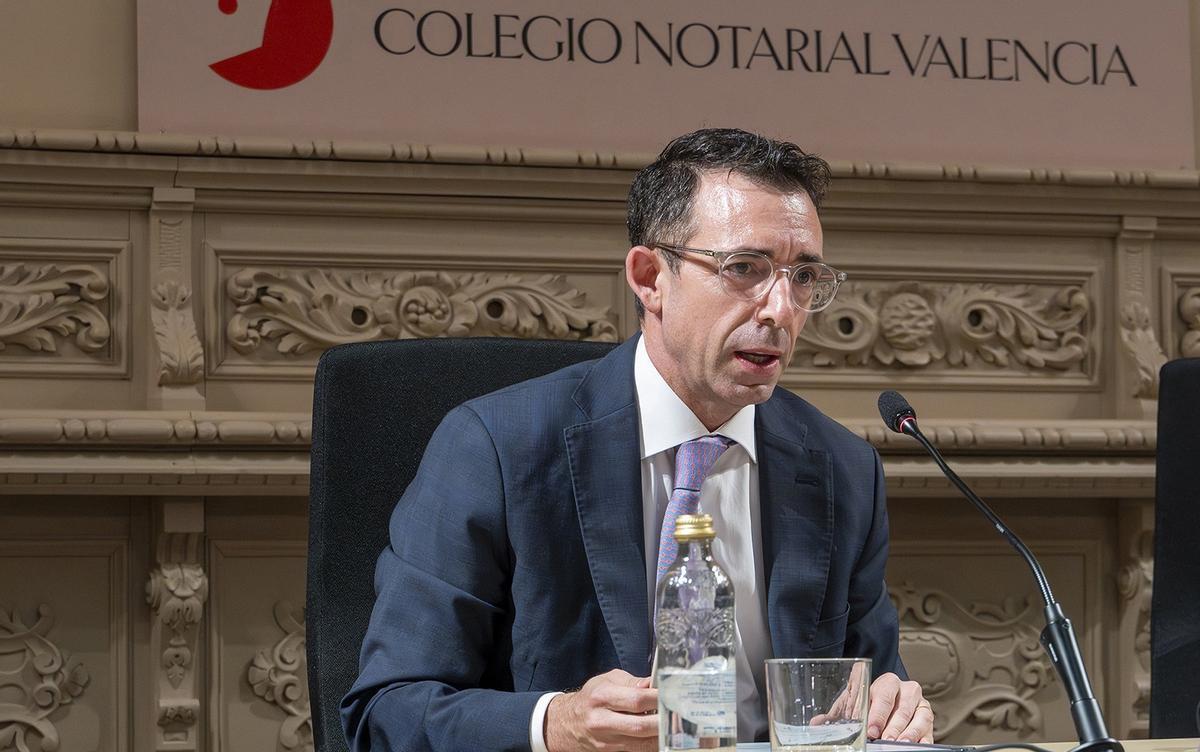 José Carmelo Llopis Benlloch, decano del Colegio Notarial de Valencia.