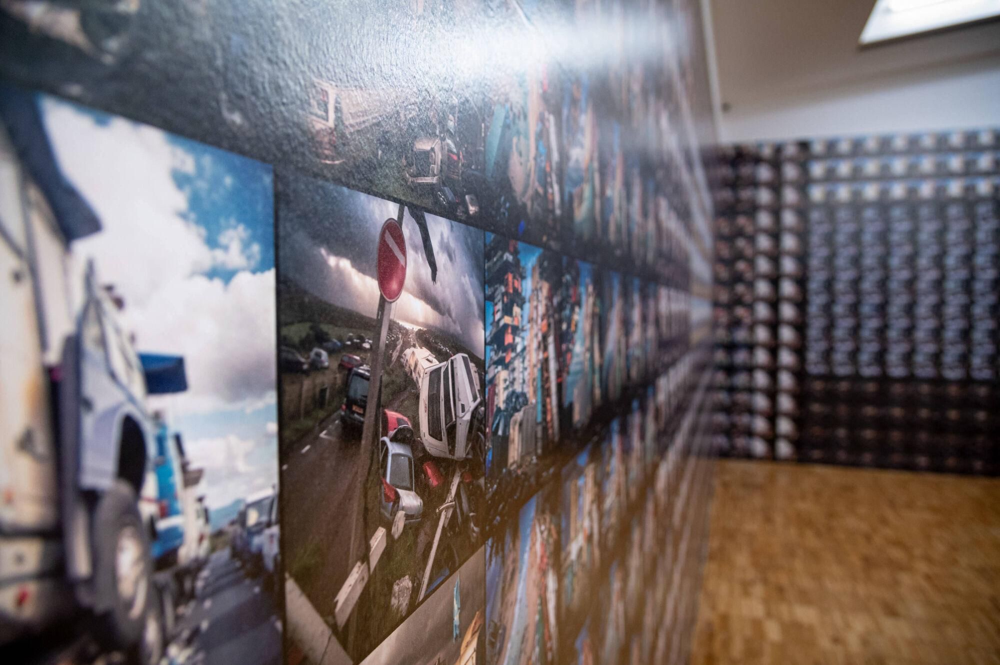 Exposición ‘Prompt: The tourist gaze’ en TEA