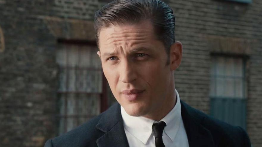 Tom Hardy se tatúa el nombre de Leonardo DiCaprio tras perder una apuesta