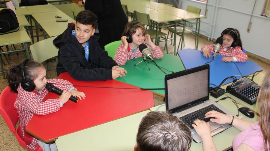 El cole multimedia tiénenlu en Mieres