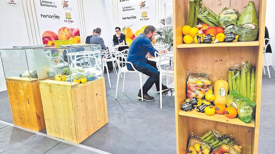 La Región de Murcia da  el do de pecho en la Feria Fruit Logistica de Berlín