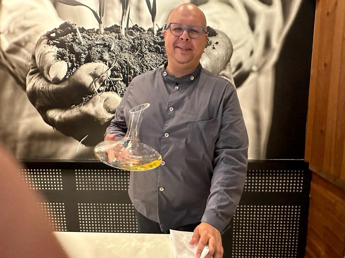César Olascoaga, maitre y sumiller de Saiti
